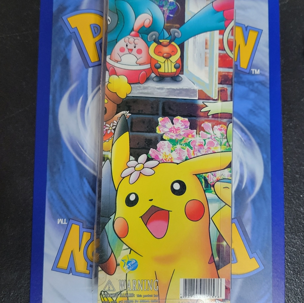 Pikachu Keychain - Picture 3 of 5